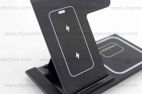 3-in-1 Foldable Wireless Charging Station shot