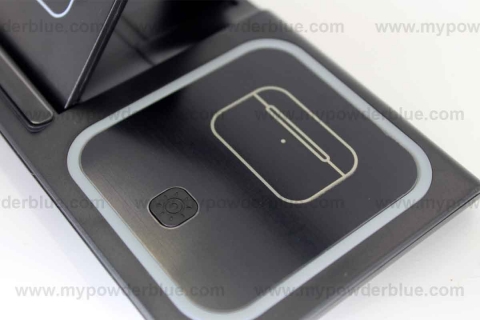 3-in-1 Foldable Wireless Charging Station shot