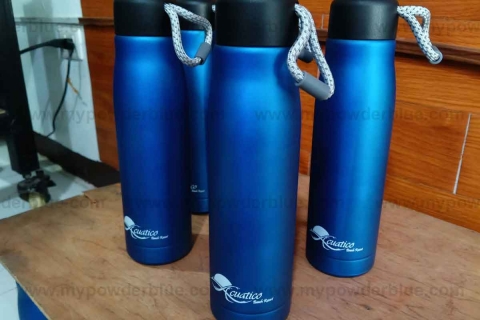 500 ml Double-Wall Vacuum Bottle with String sample