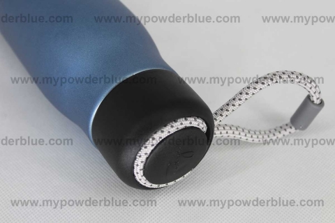 500 ml Double-Wall Vacuum Bottle with String shot