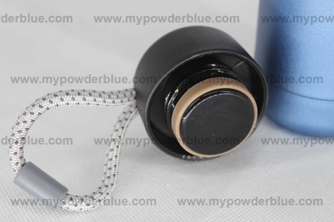 500 ml Double-Wall Vacuum Bottle with String shot