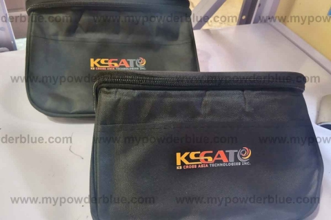 Insulated Lunch Bag with Strap sample